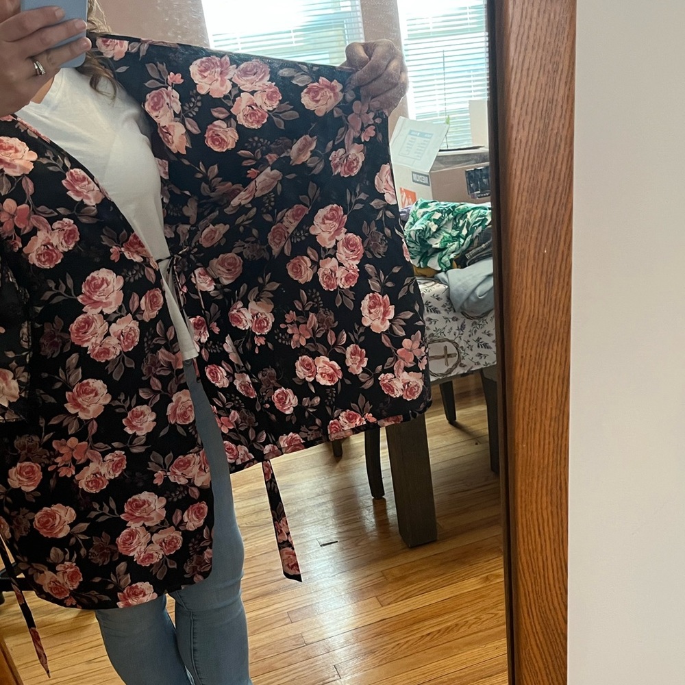 Getting Ready Robe - image 3